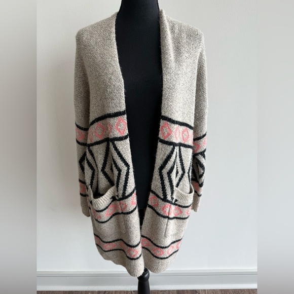 Dreamers Sweaters - Beige and Pink Patterned Cardigan Sweater